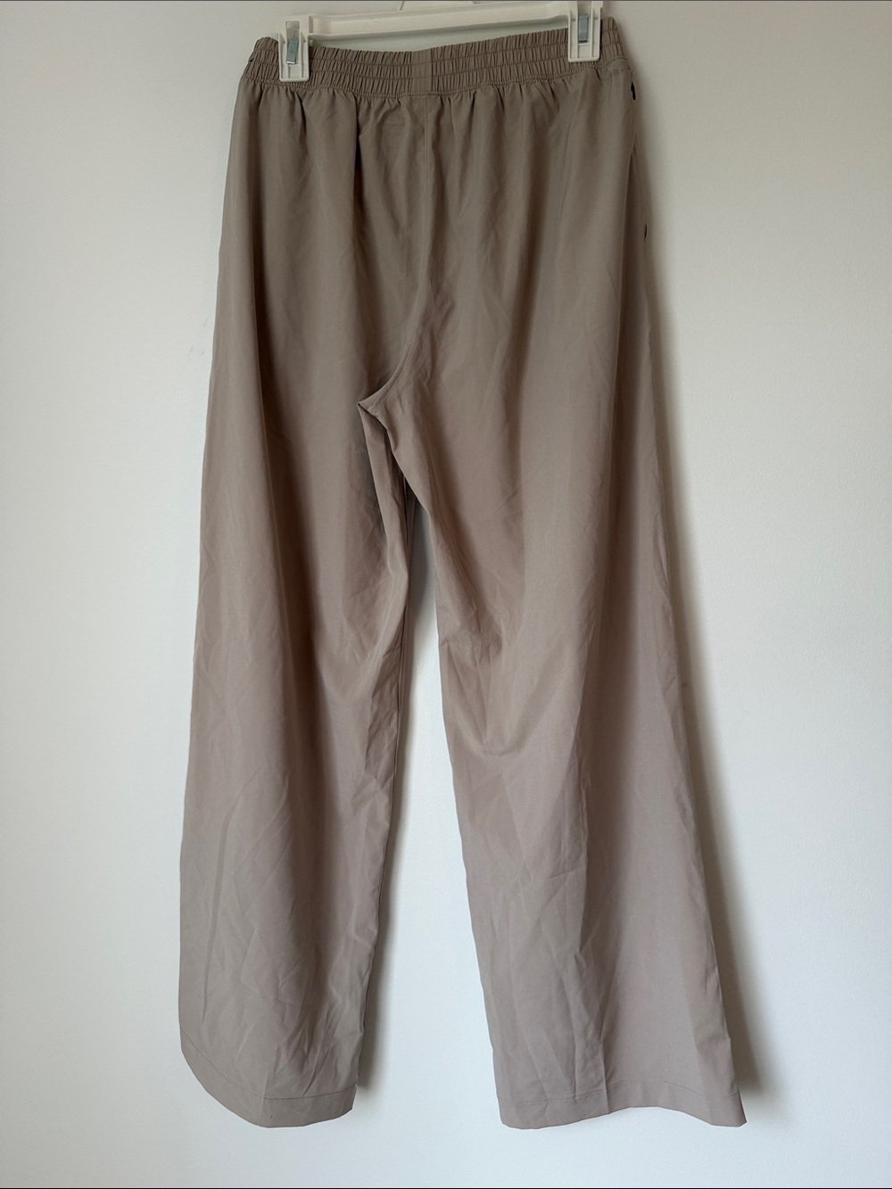 Abercrombie & Fitch Neutral Taupe Wide-Leg Pull-On Pants your personal best - Picture 6 of 7